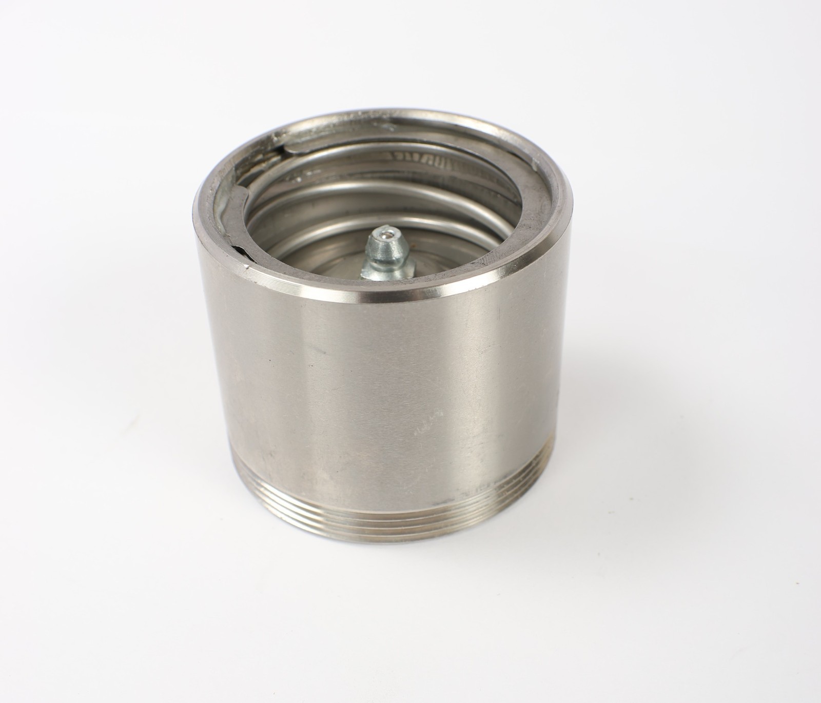 EZ Loader Boat Trailer Bearing Protector Screw On Cap for 5 Lug Hub 250-034412